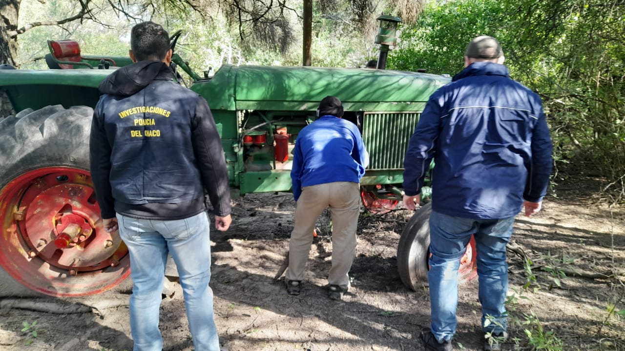 Villa Ángela | Recuperan un tractor valuado en 32 Millones, que fue robado de un campo