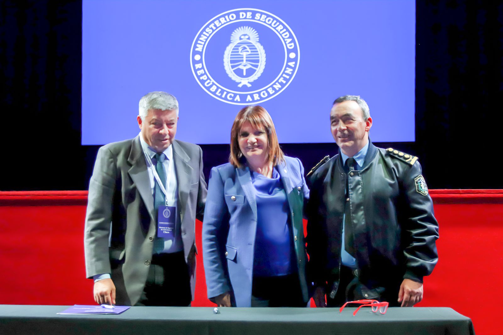 Hugo Matkovich Participa en Importante Encuentro de Seguridad en Mendoza y Firma Convenios Clave para la Provincia